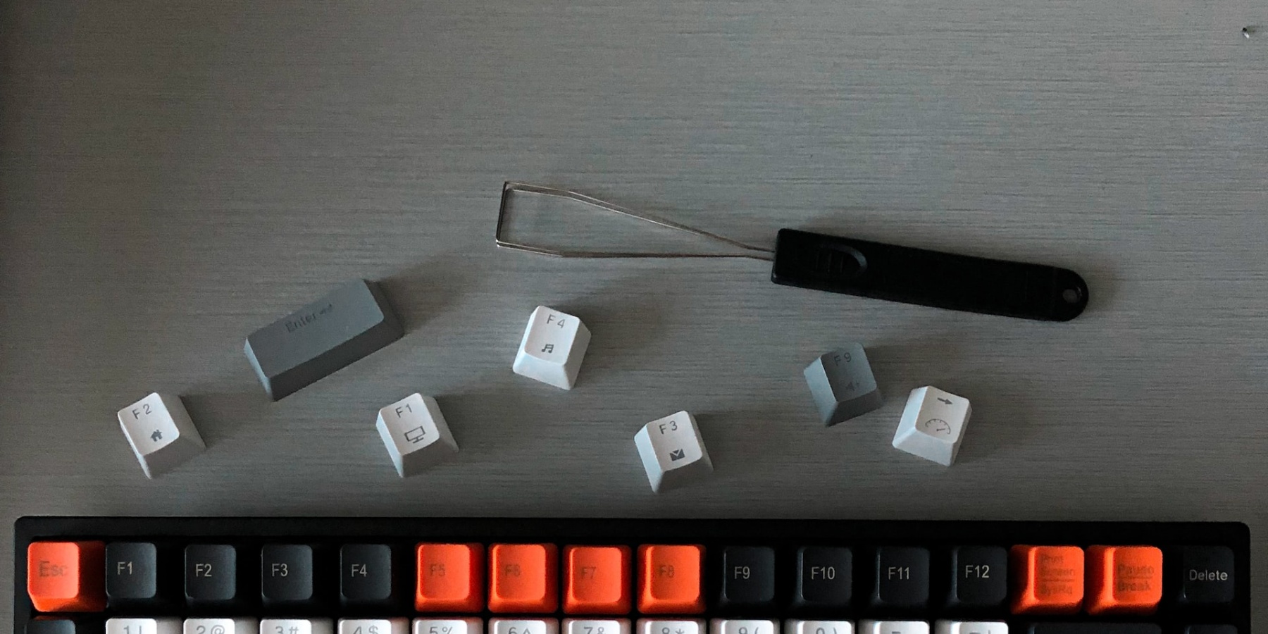 Keycap puller image