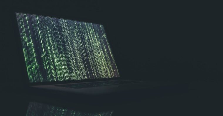 laptop code image