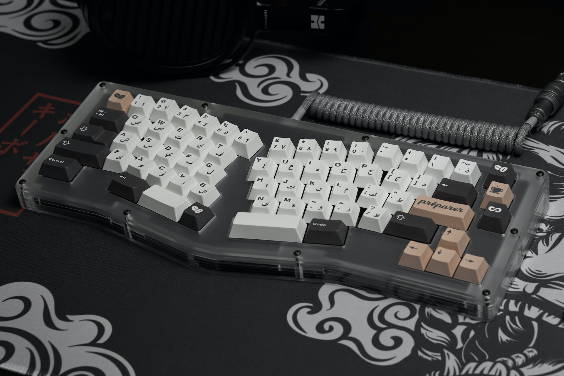 Alice layout mechanical keyboard