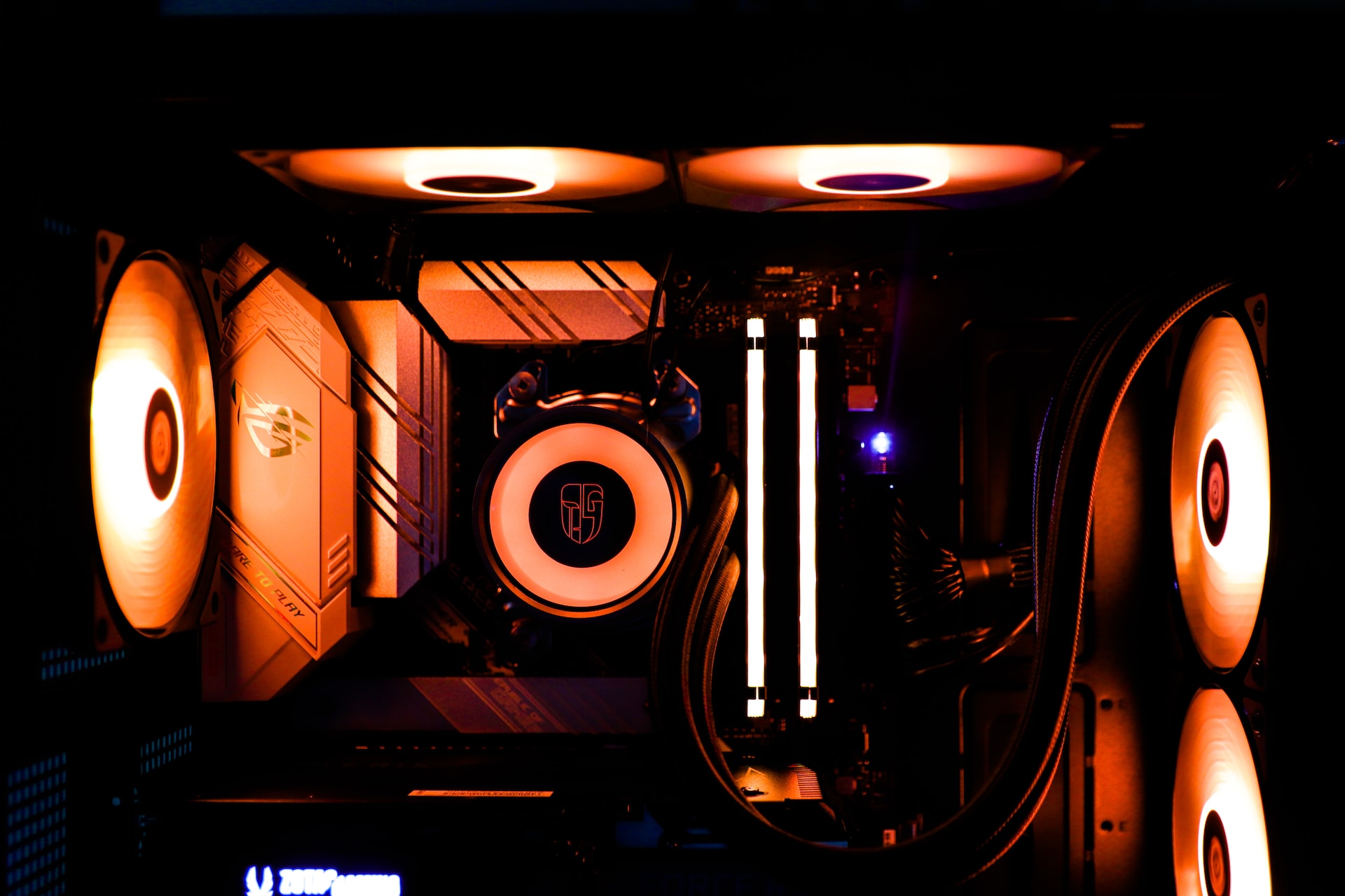 Liquid cooling solution in a PC