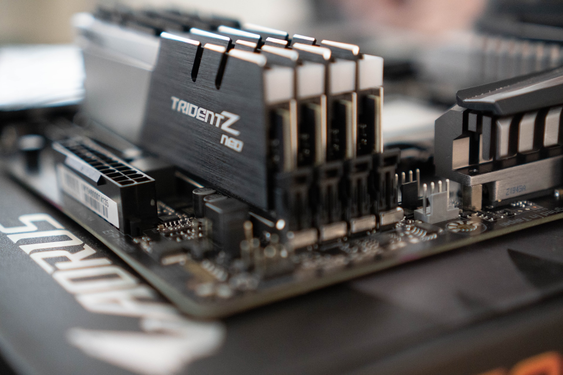 https://unslider.com/is-16gb-of-ram-still-enough-for-2023/