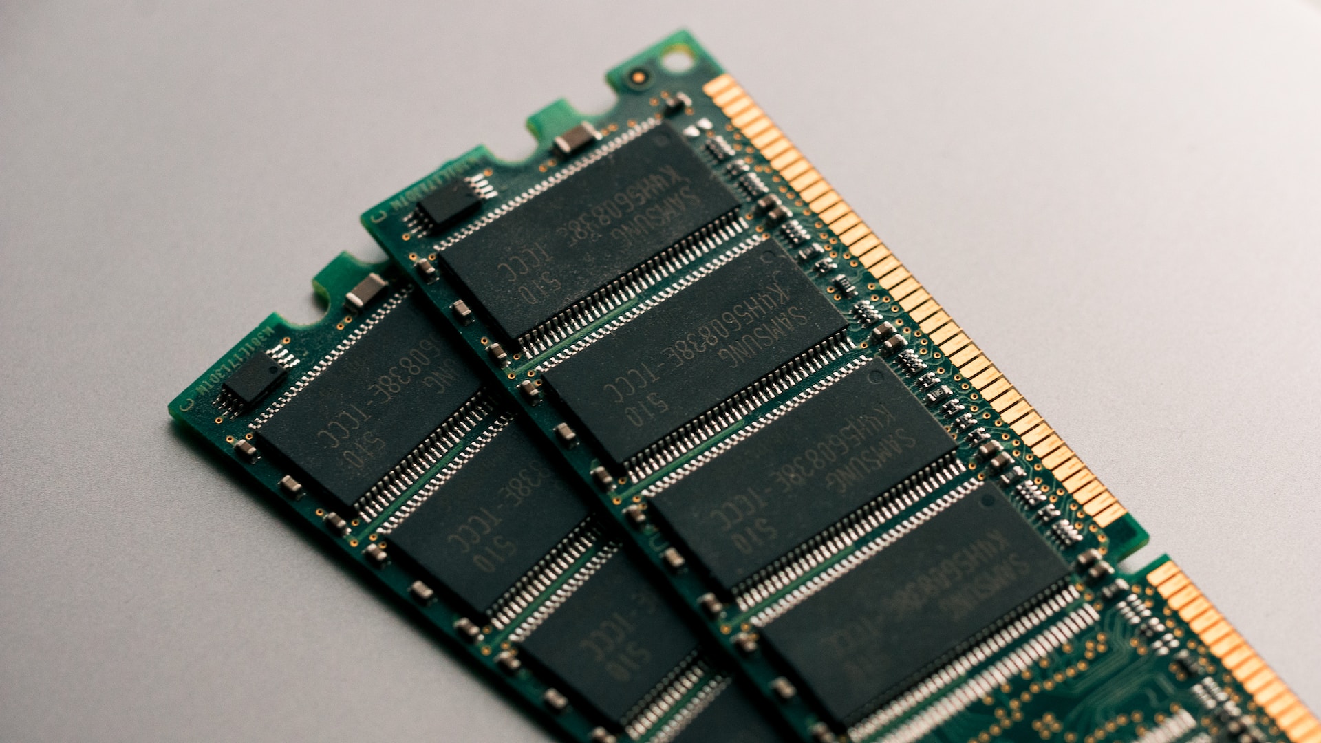 https://unslider.com/is-16gb-of-ram-still-enough-for-2023/
