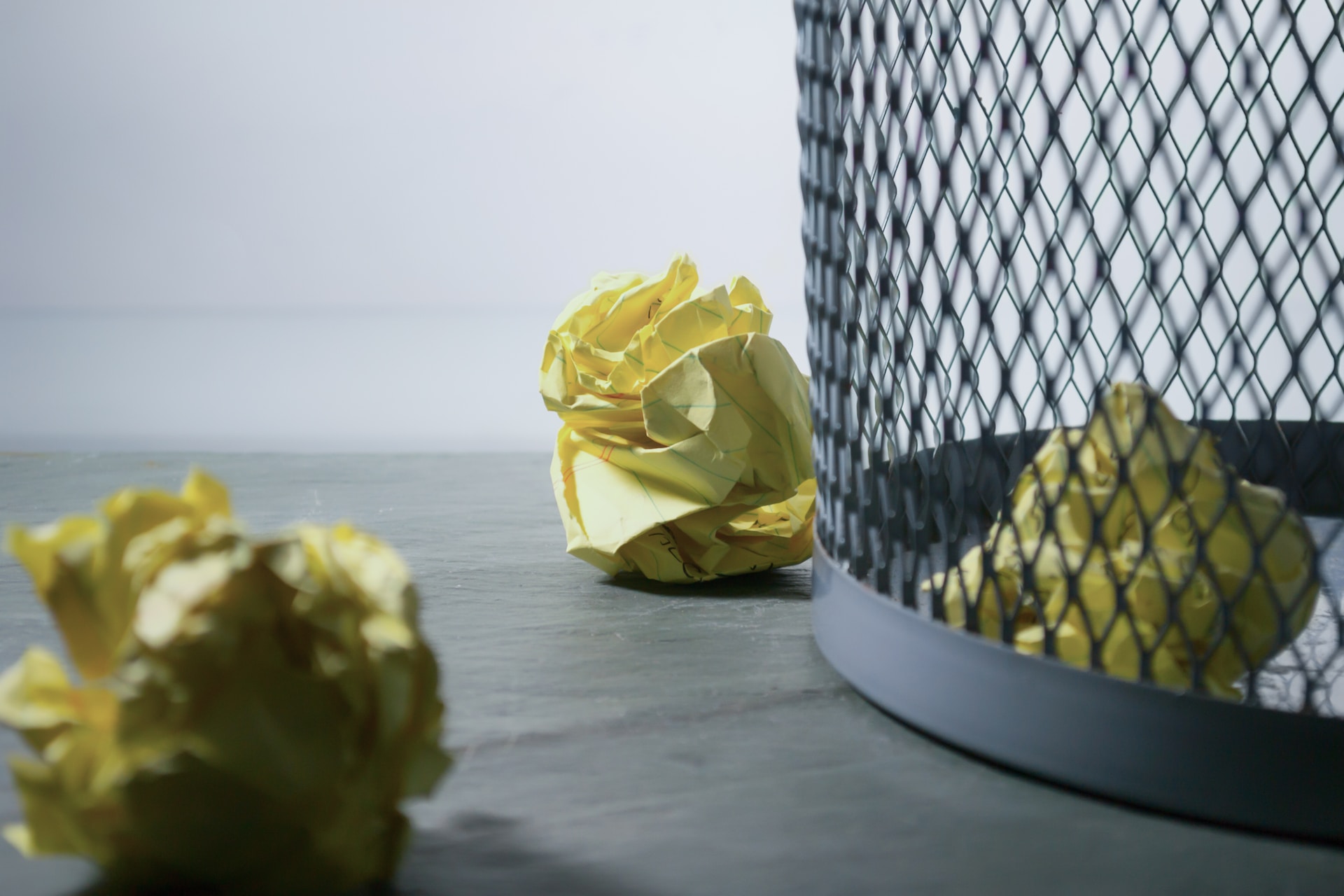 Mesh trash can image