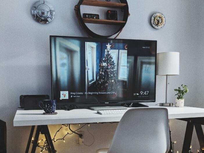 4K monitor by Samsung